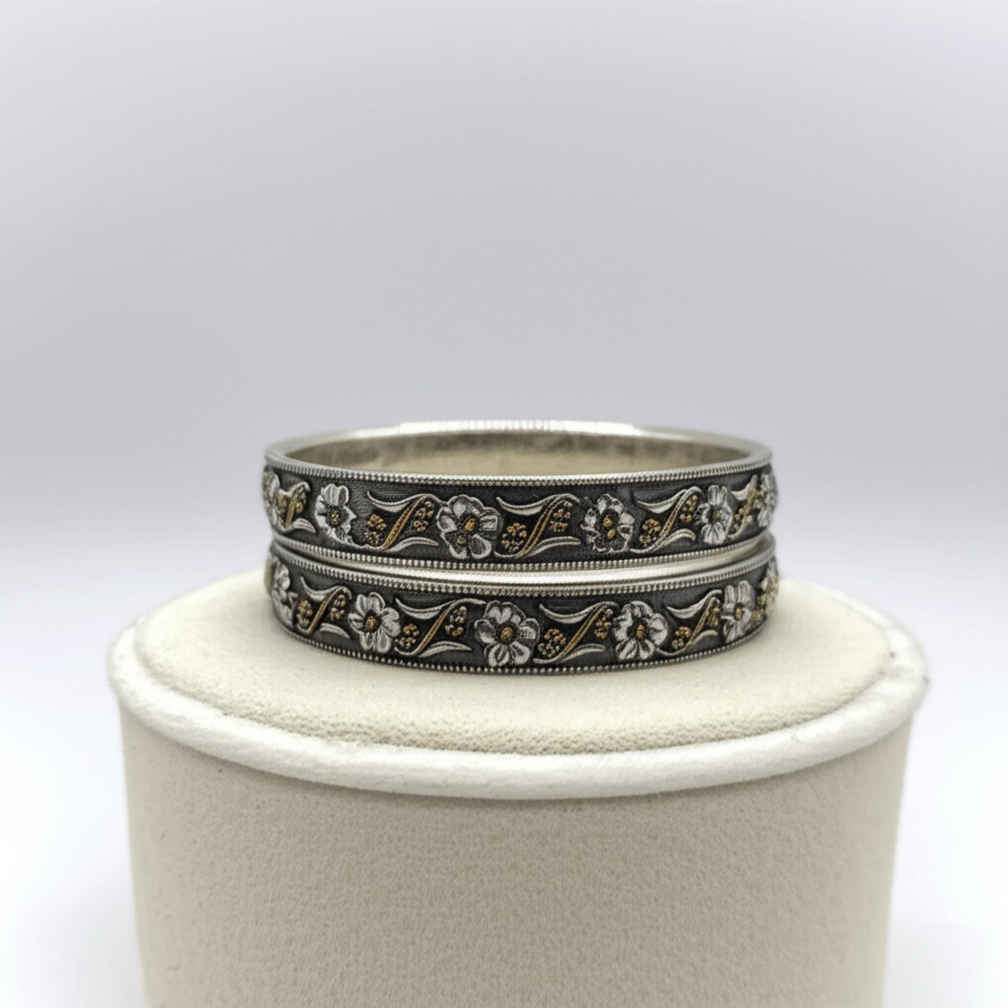 806058 Classic Bangles With Oxidised Plating-Size 2.4