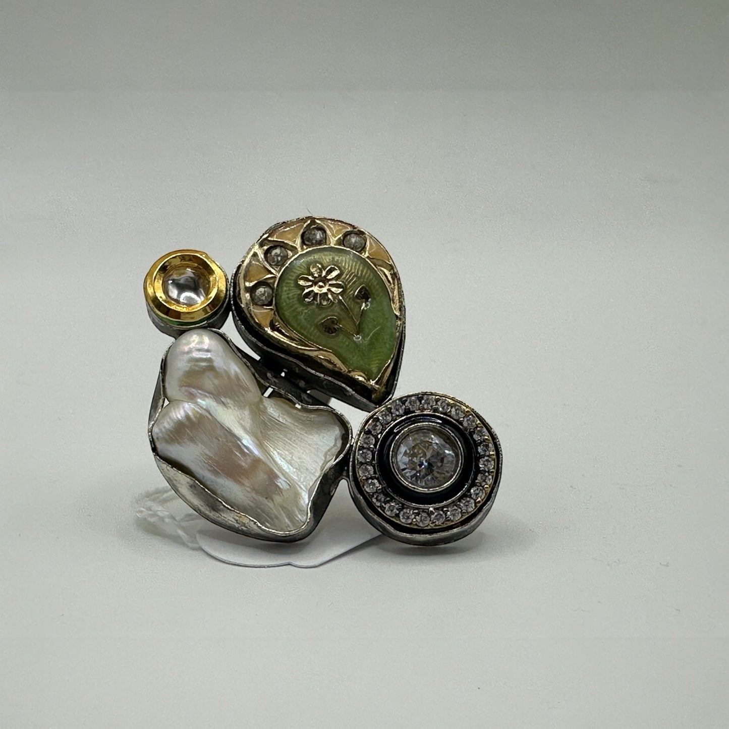 806261 Oxidised Adjustable Ring With 2 Tone Plating