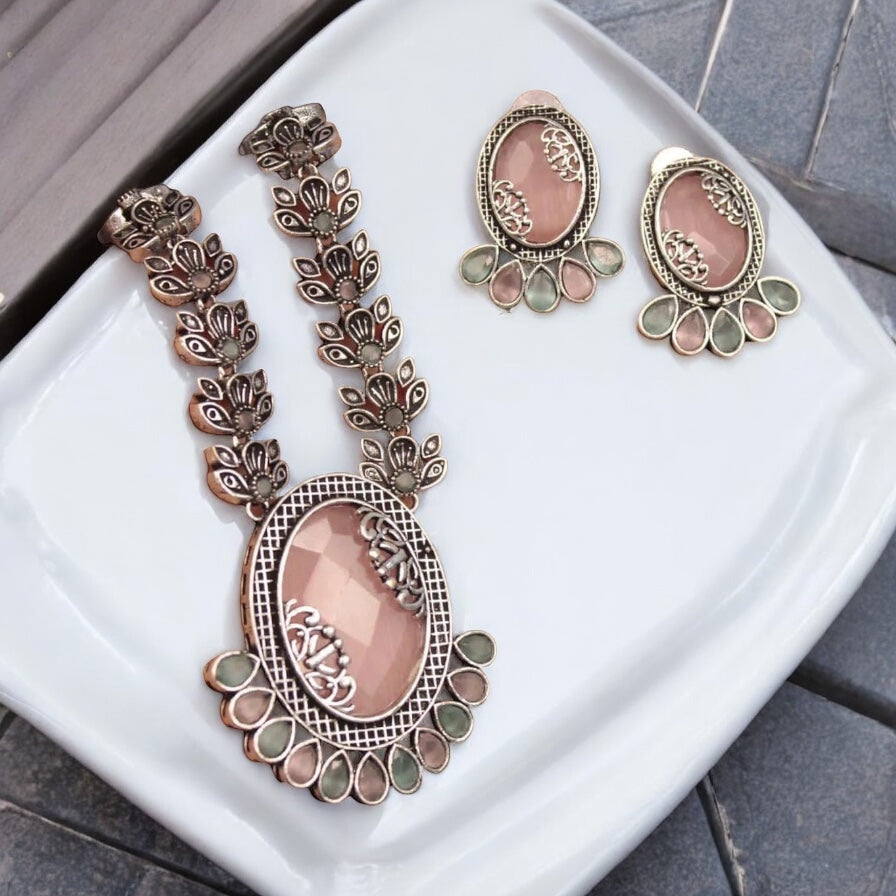 94999-NSO Classic Necklace With Oxidised Plating-Pink