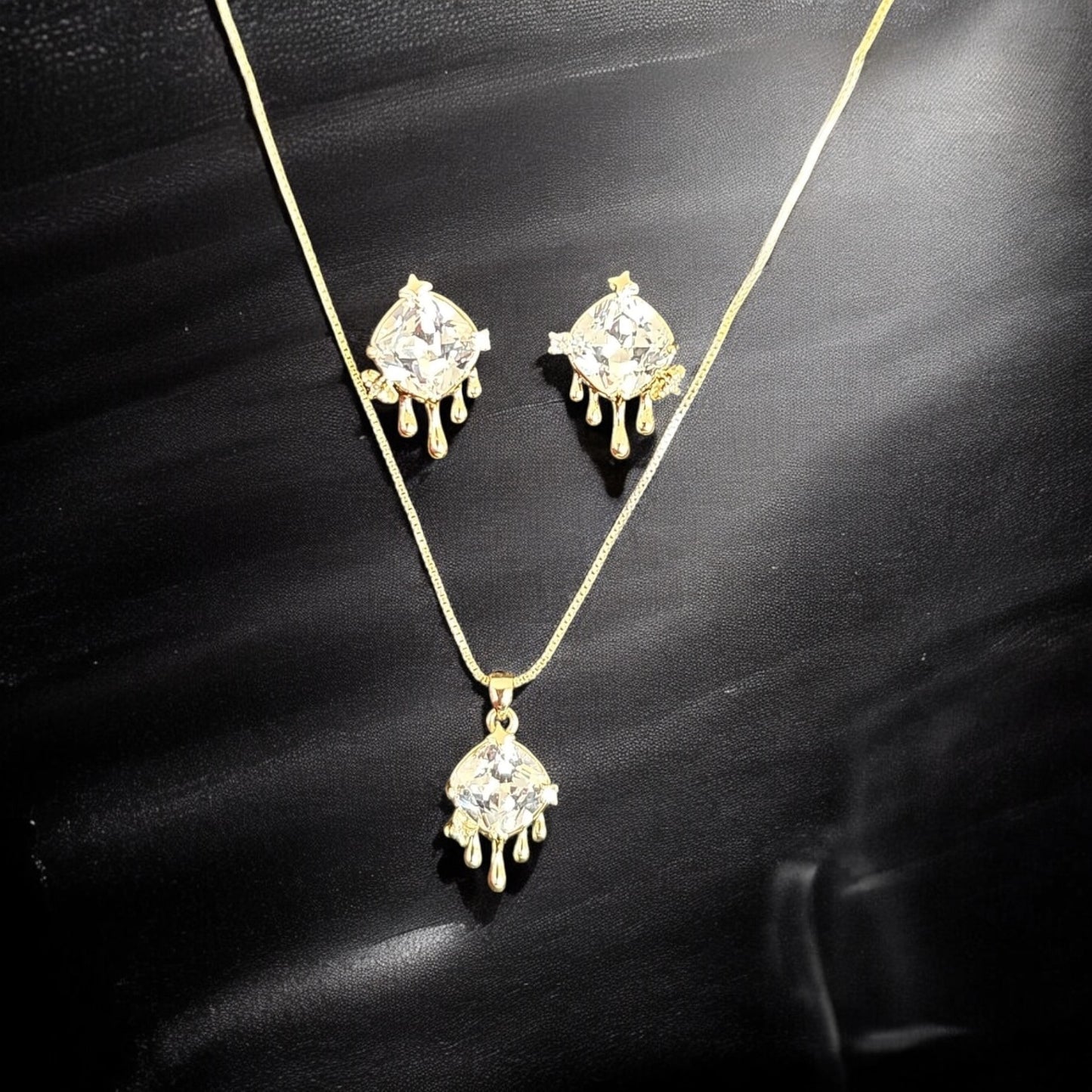 PS-290 Western Pendant Set Gold Plated