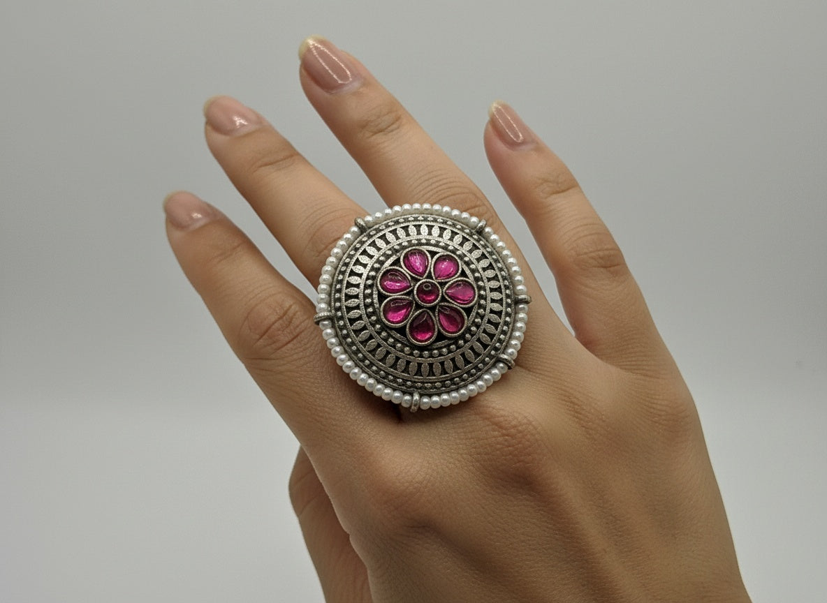 809589 Oxidised Adjustable Ring With 2 Tone Plating