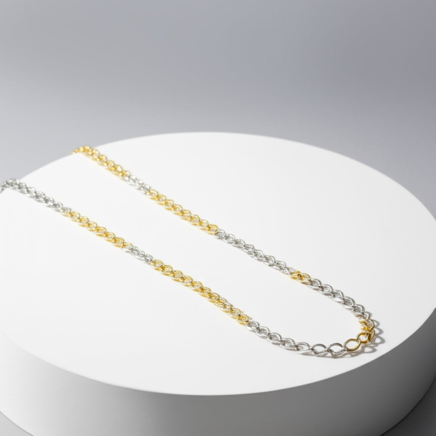 425352 Cubic Zirconia Delicate Chain With 2 Tone Plating