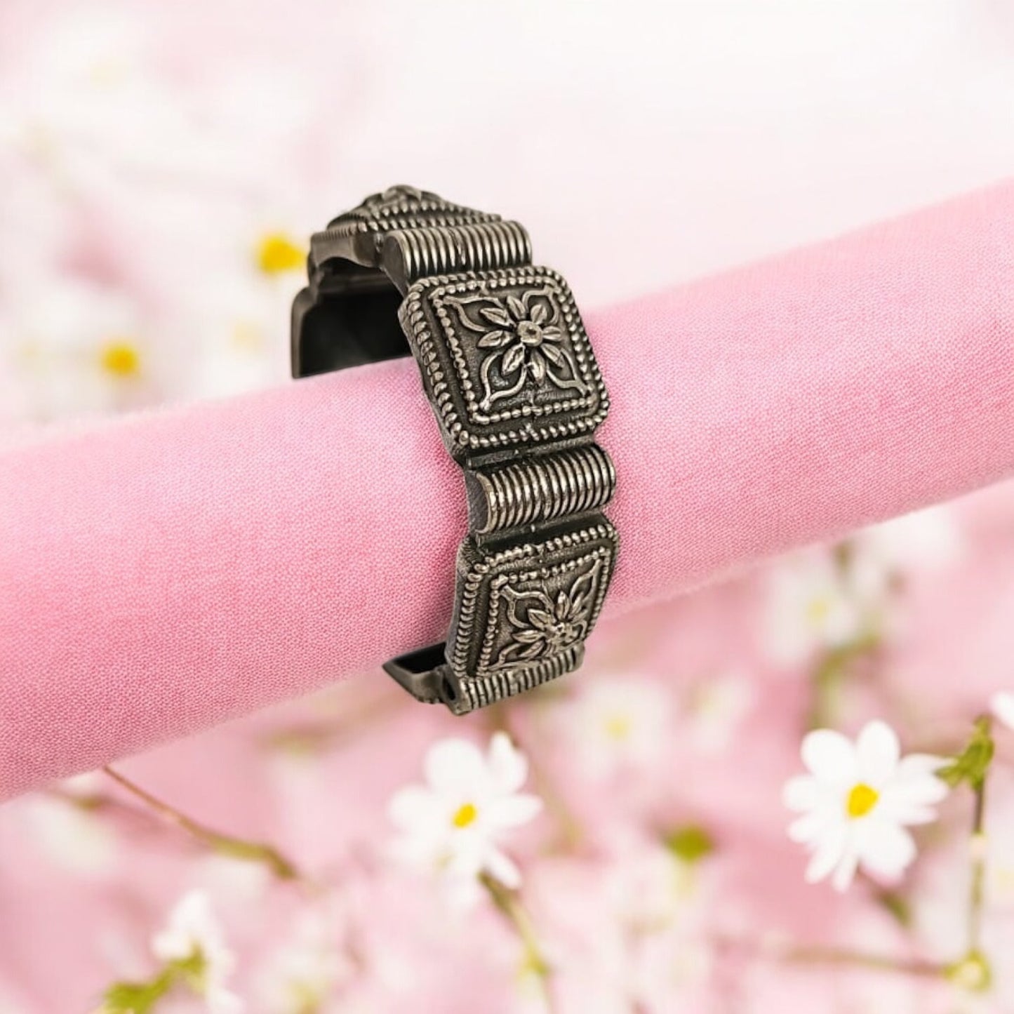 95009-KDO Classic Kada With Oxidized