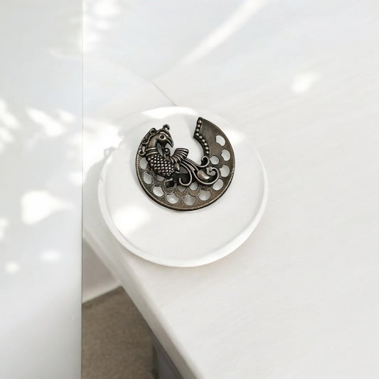 808408 Ring With Oxidised Plating