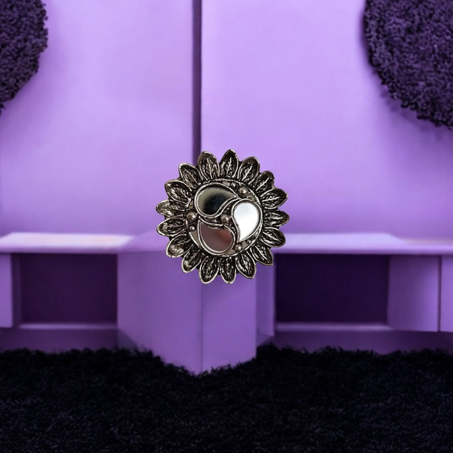 802681 Ring With Oxidised Plating