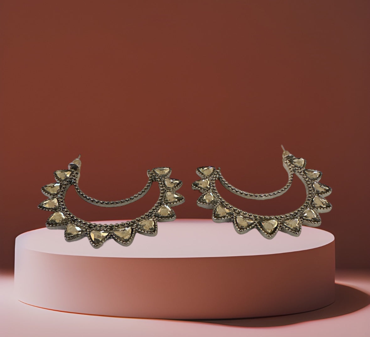 WEARW91359 Classic Western Earrings