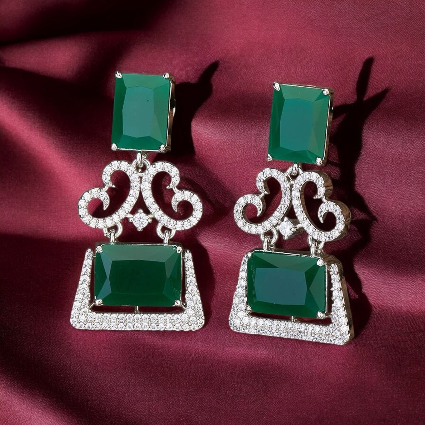 426317-G Earring With Rhodium Plating- Green