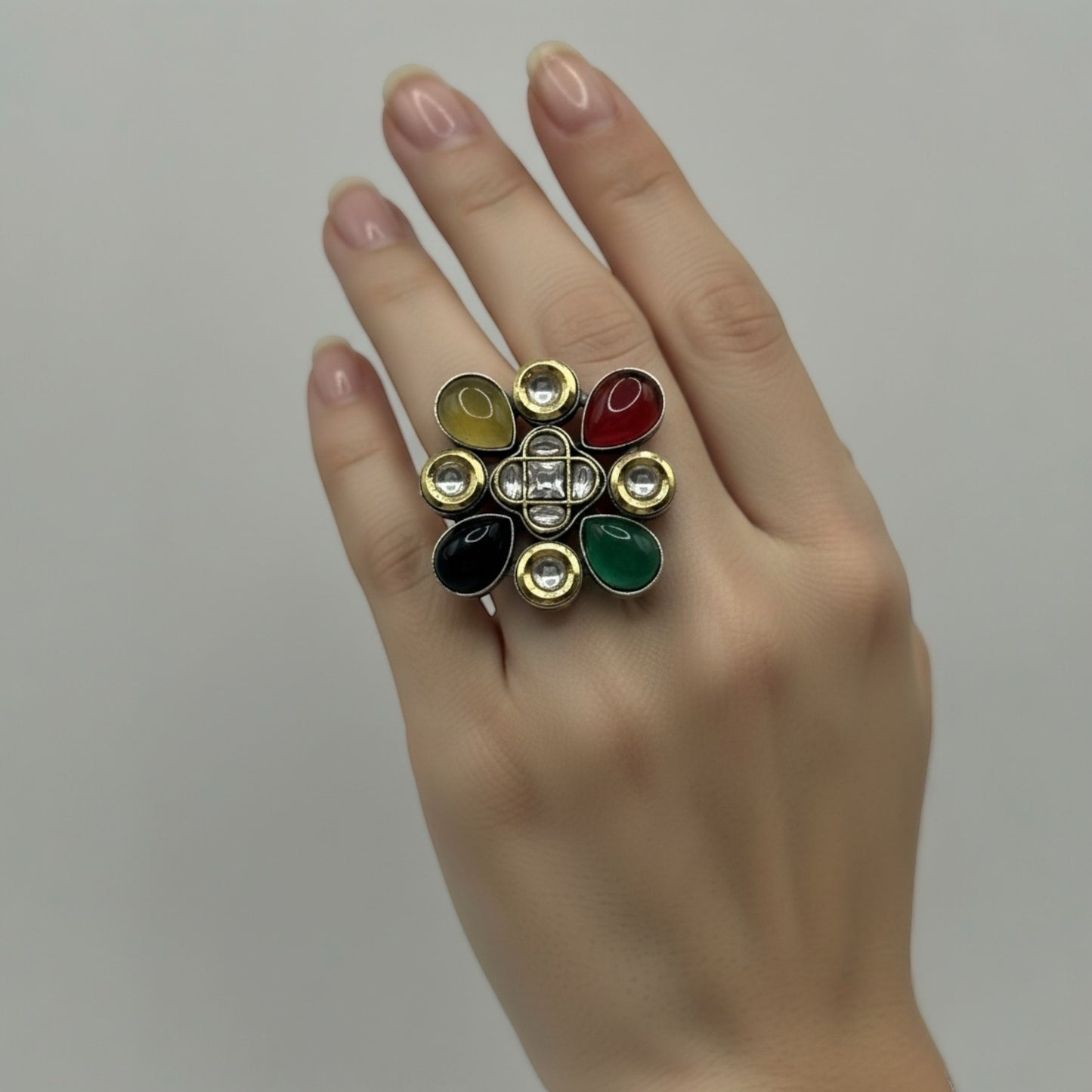 806291 Oxidised Adjustable Ring With 2 Tone Plating