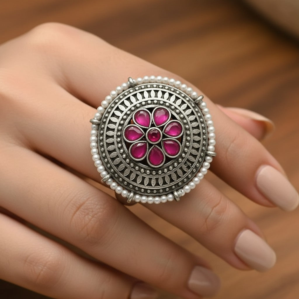 809589 Oxidised Adjustable Ring With 2 Tone Plating