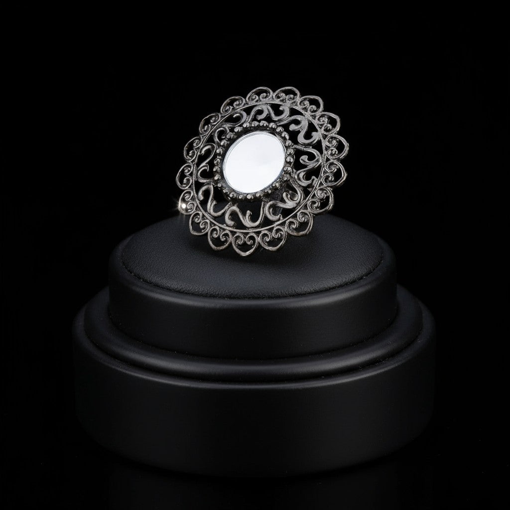 105019 Ring With Oxidised Plating