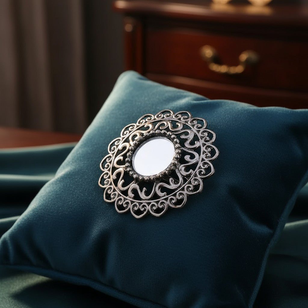 105019 Ring With Oxidised Plating