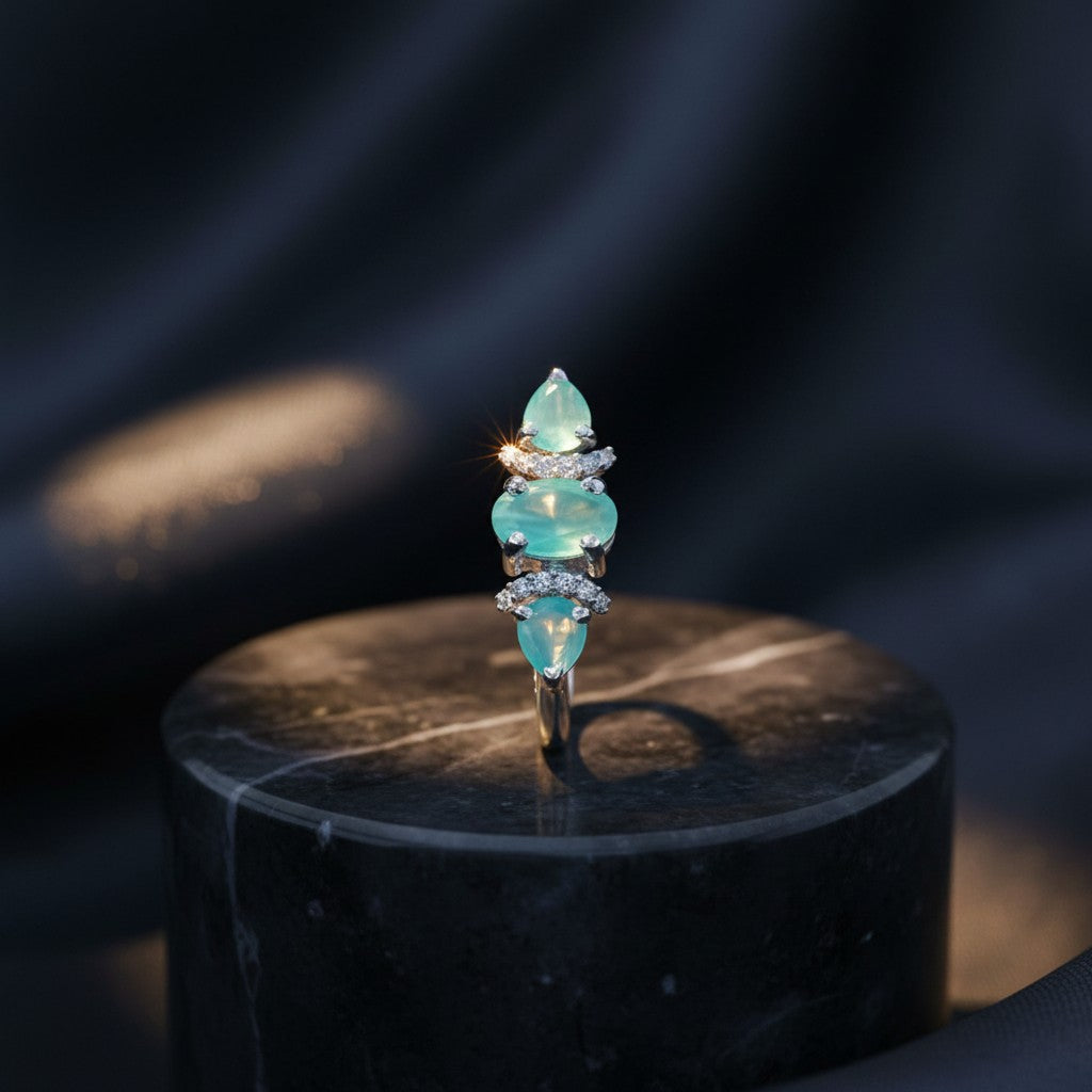 436800 Cz Adjustable Ring Mint