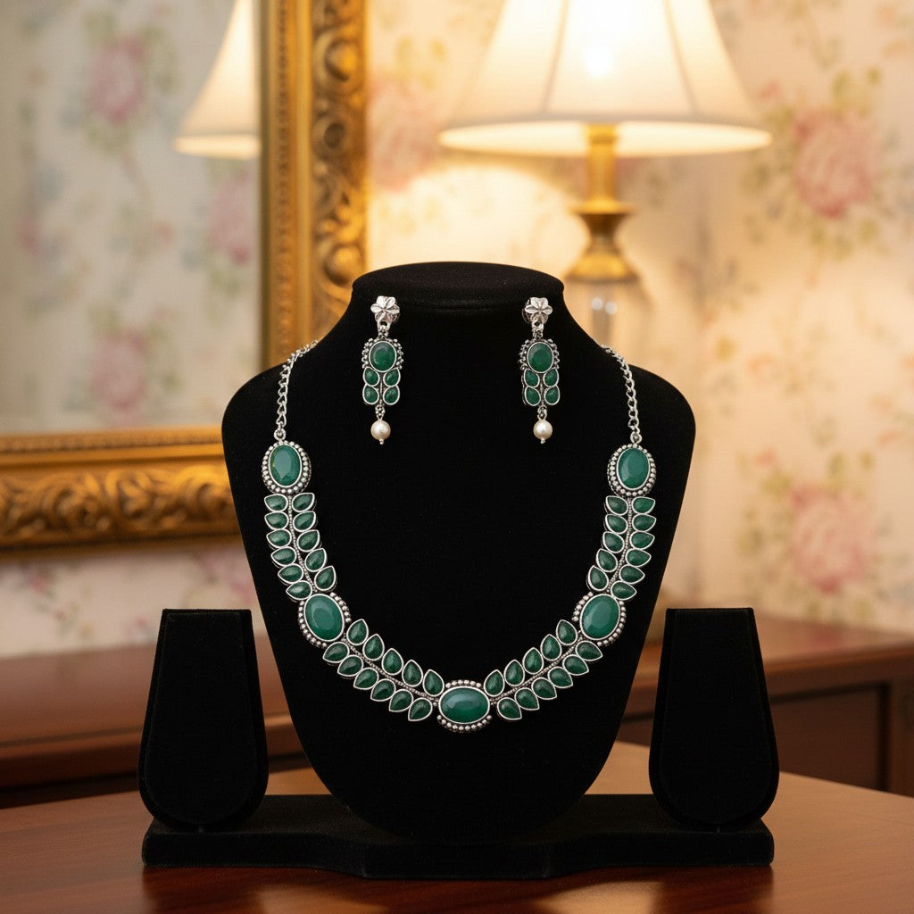 800356 Delicate Necklace With Oxidised Plating-Green