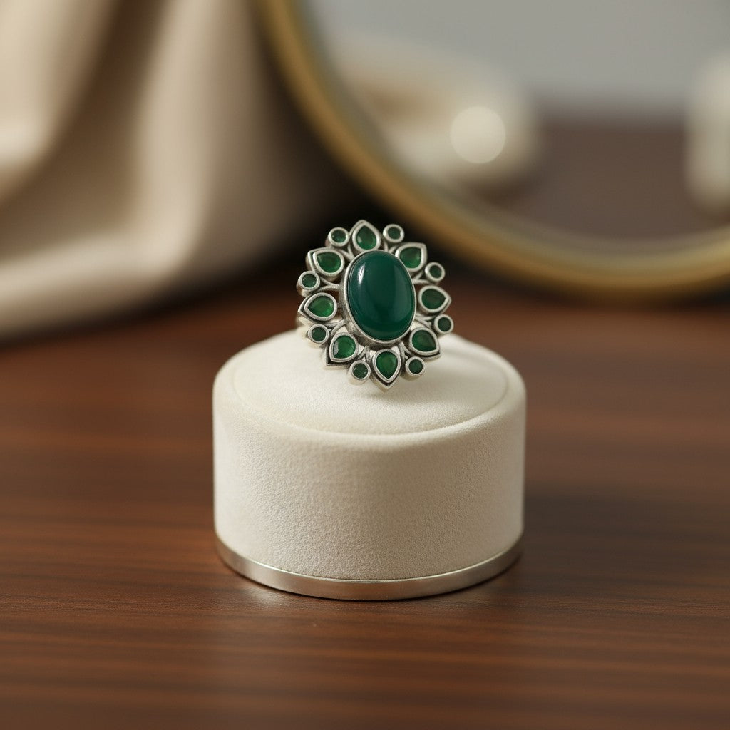 809625 Oxidised Adjustable Ring With 2 Tone Plating