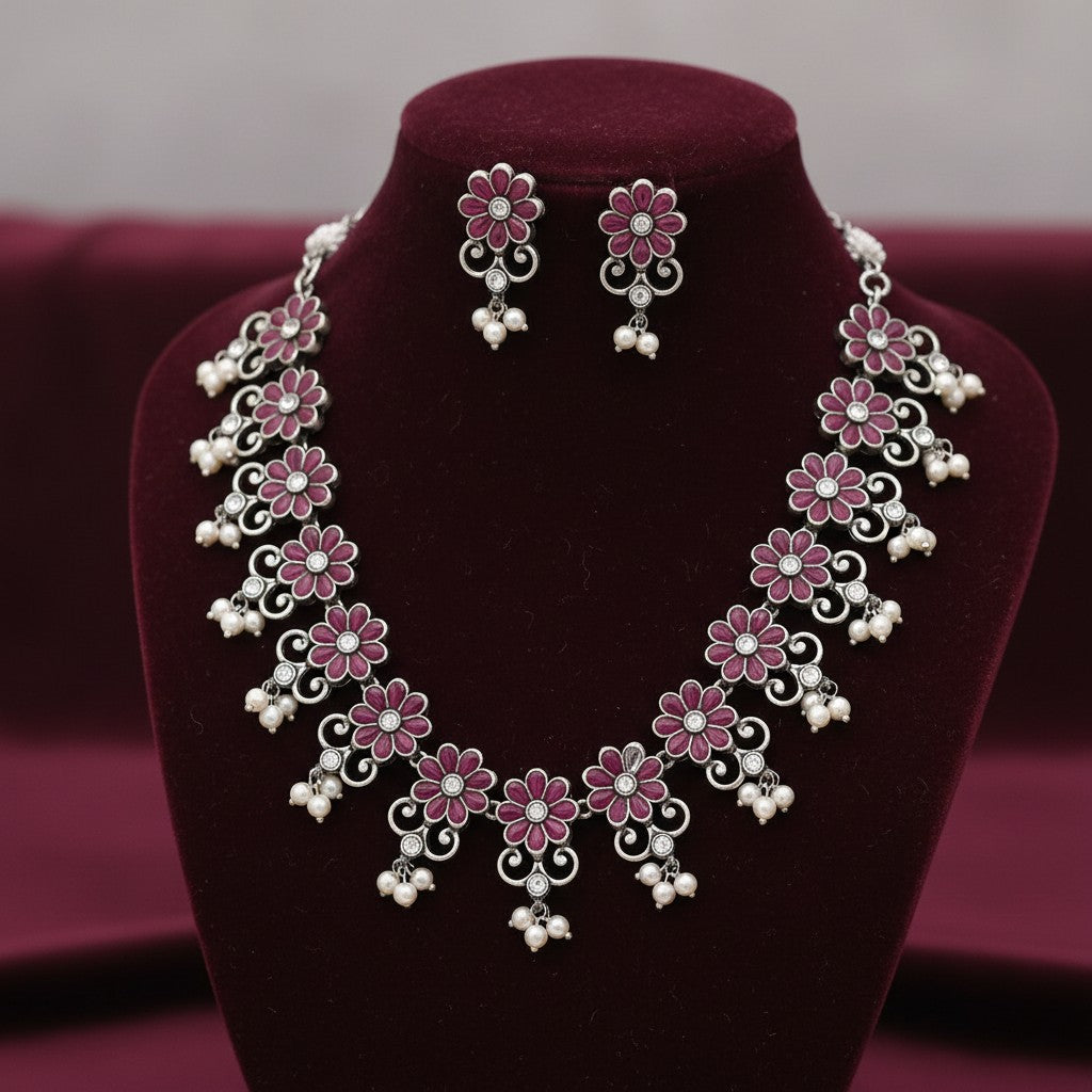 804586 Delicate Necklace With Oxidised Plating