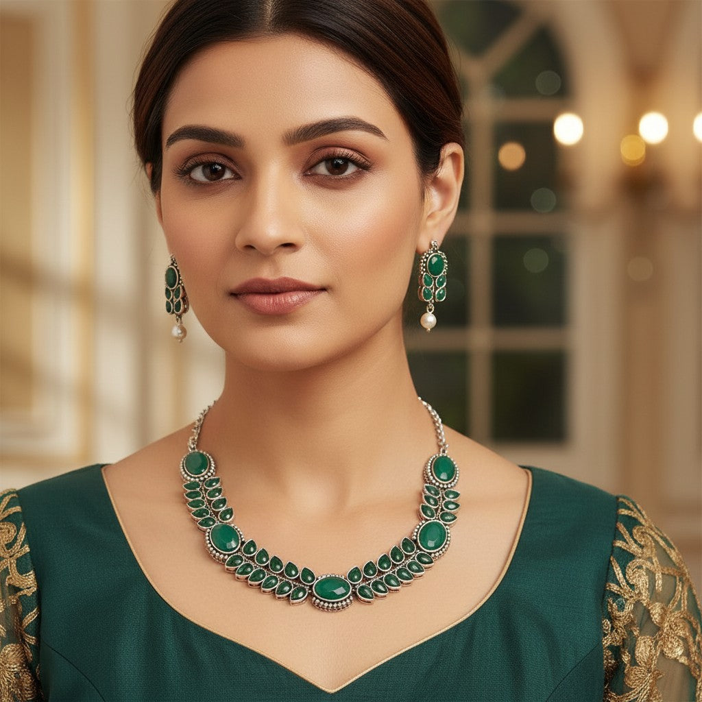 800356 Delicate Necklace With Oxidised Plating-Green