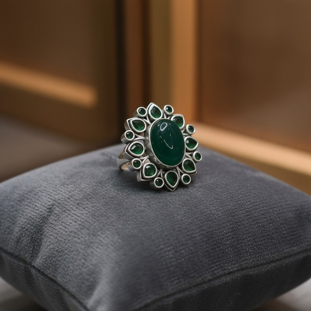 809625 Oxidised Adjustable Ring With 2 Tone Plating