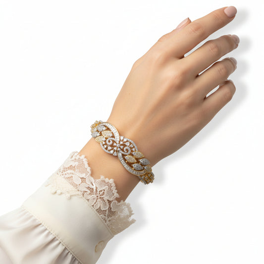 1424-Pretty Precious American Diamond Openable Kada Bracelet for Women, Gold & Silver Plating, Cubic Zirconia, One Size, Party & Wedding-White