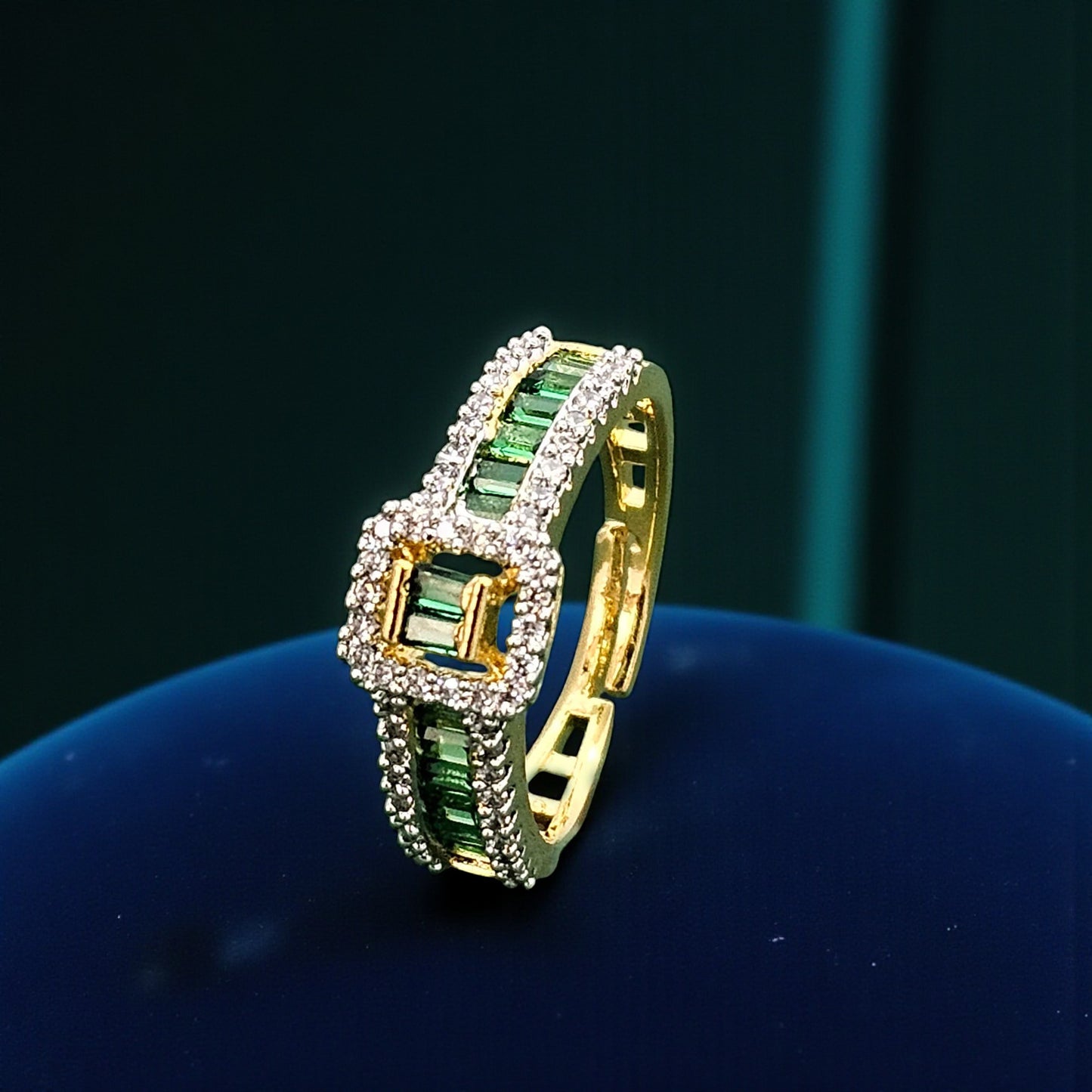 438465 Cz Adjustable Ring With 2 Tone Plating-Green